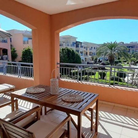 Limnaria Gardens - Superb Modern 1 Bed Apartment With Pool Views Paphos Exterior photo